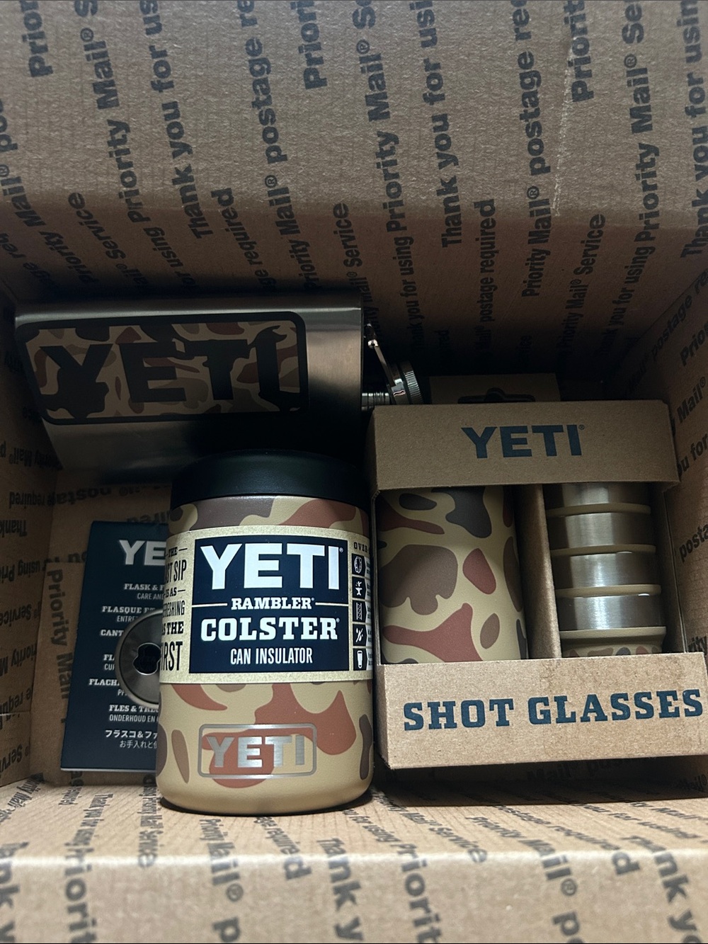 Yeti camo wetlands 4shot glass & carry case NIB & 12oz Colster Bar Set w/ flask